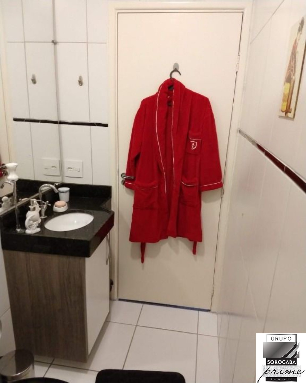 Apartamento com 3 dormitórios à venda, 113 m² por R$ 425.000