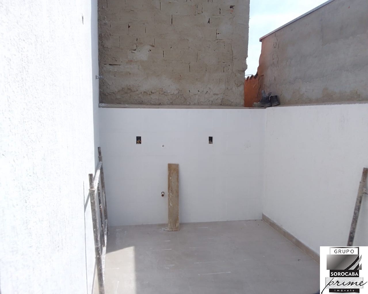Casa com 2 dormitórios à venda por R$ 330.000 - vila angélic