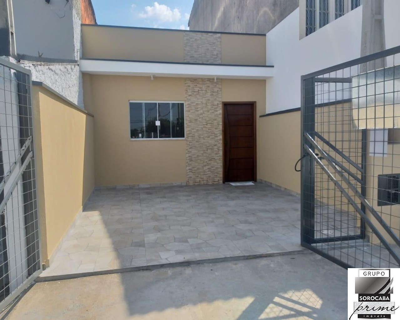 Casa com 2 dormitórios à venda, 80 m² por R$ 340.000 - jardi