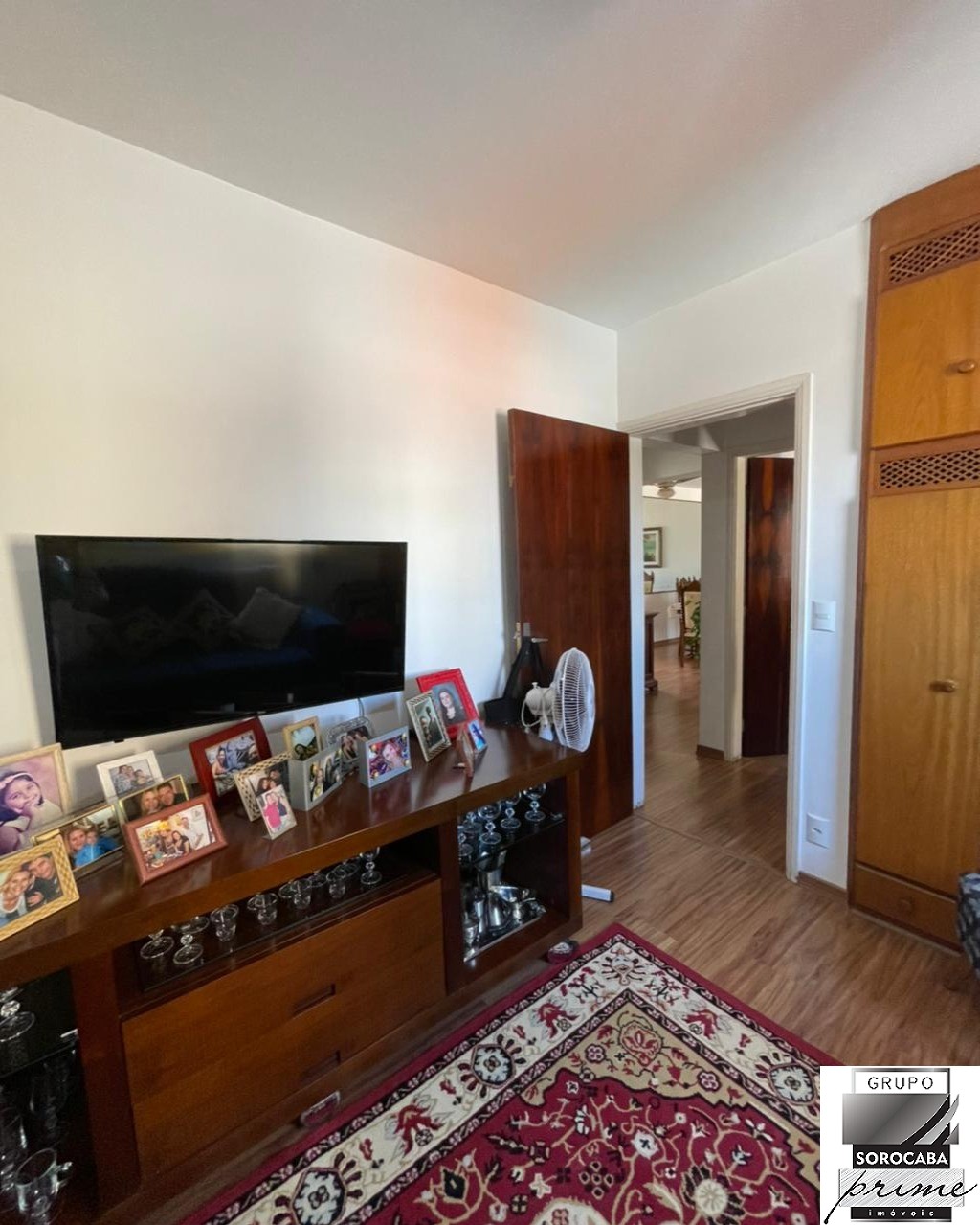 Apartamento com 3 dormitórios à venda, 100 m² por R$ 400.000