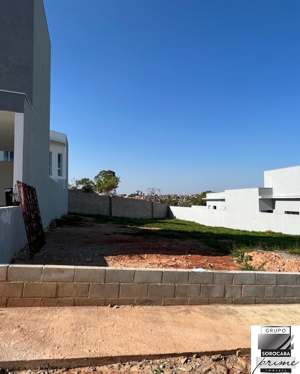 Terreno em condomínio residencial helena maria, 229m² por 22