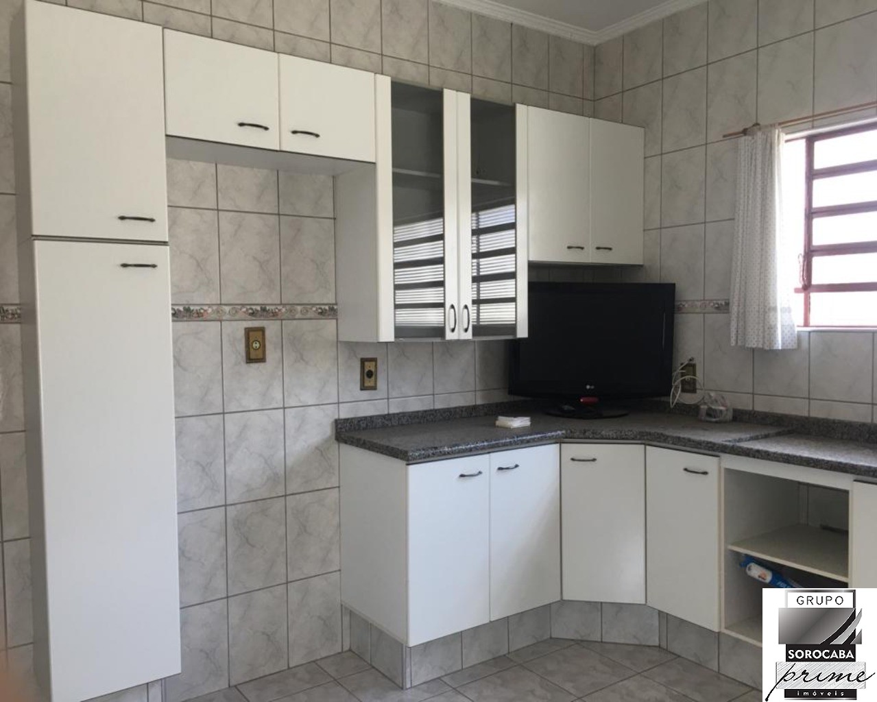 Casa no jardim ibiti do paço, R$900.000,00.
