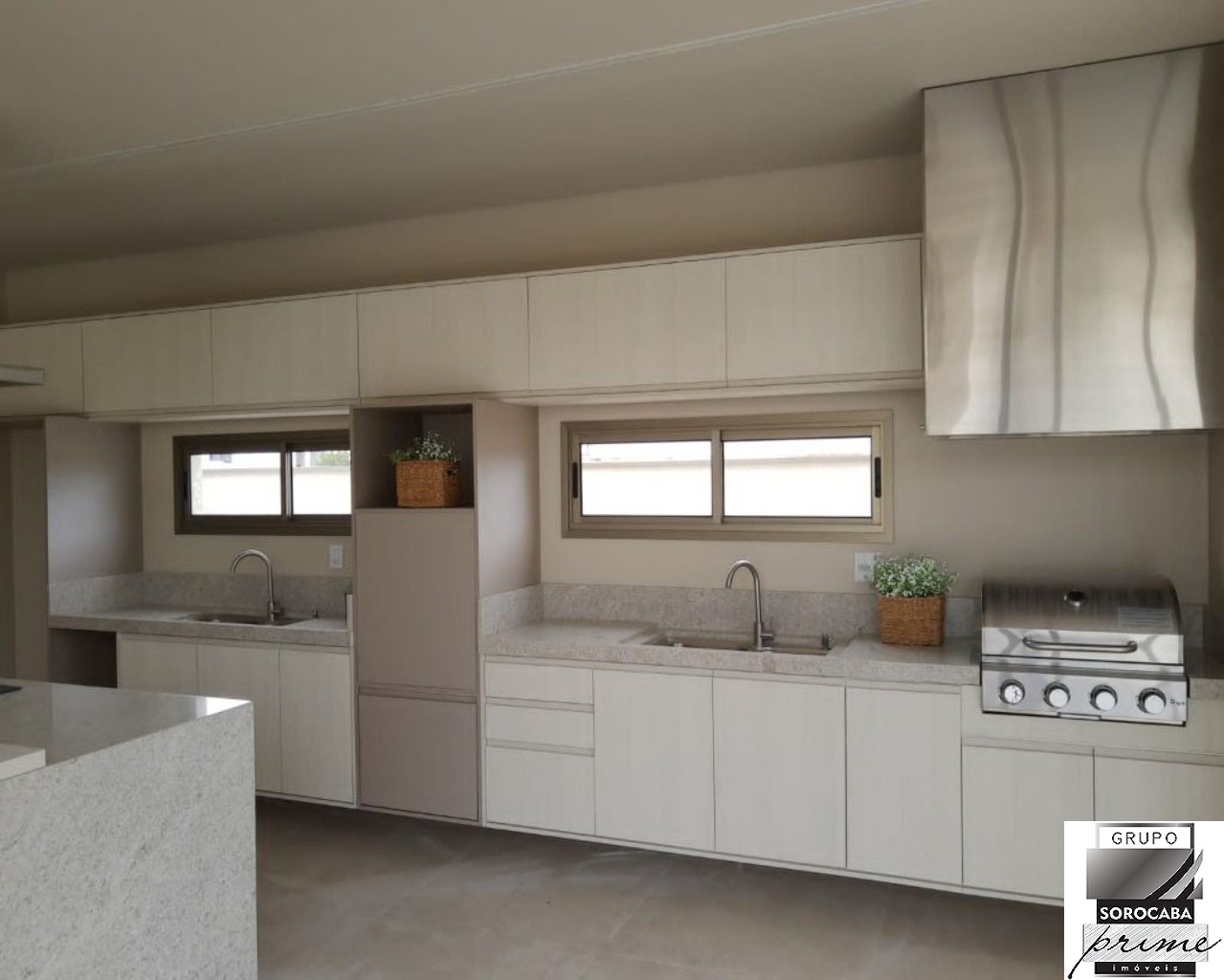 Casa com 3 dormitórios à venda, 233 m² por R$ 2.390.000 - al