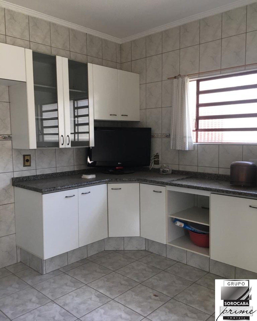 Casa no jardim ibiti do paço, R$900.000,00.