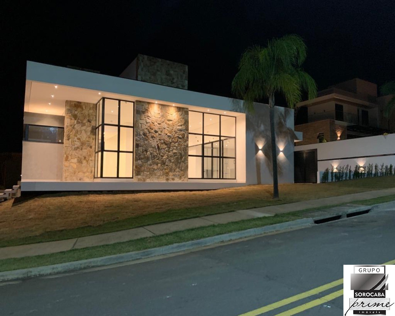 Casa residencial no condomínio alphaville, R$2.350.000,00.