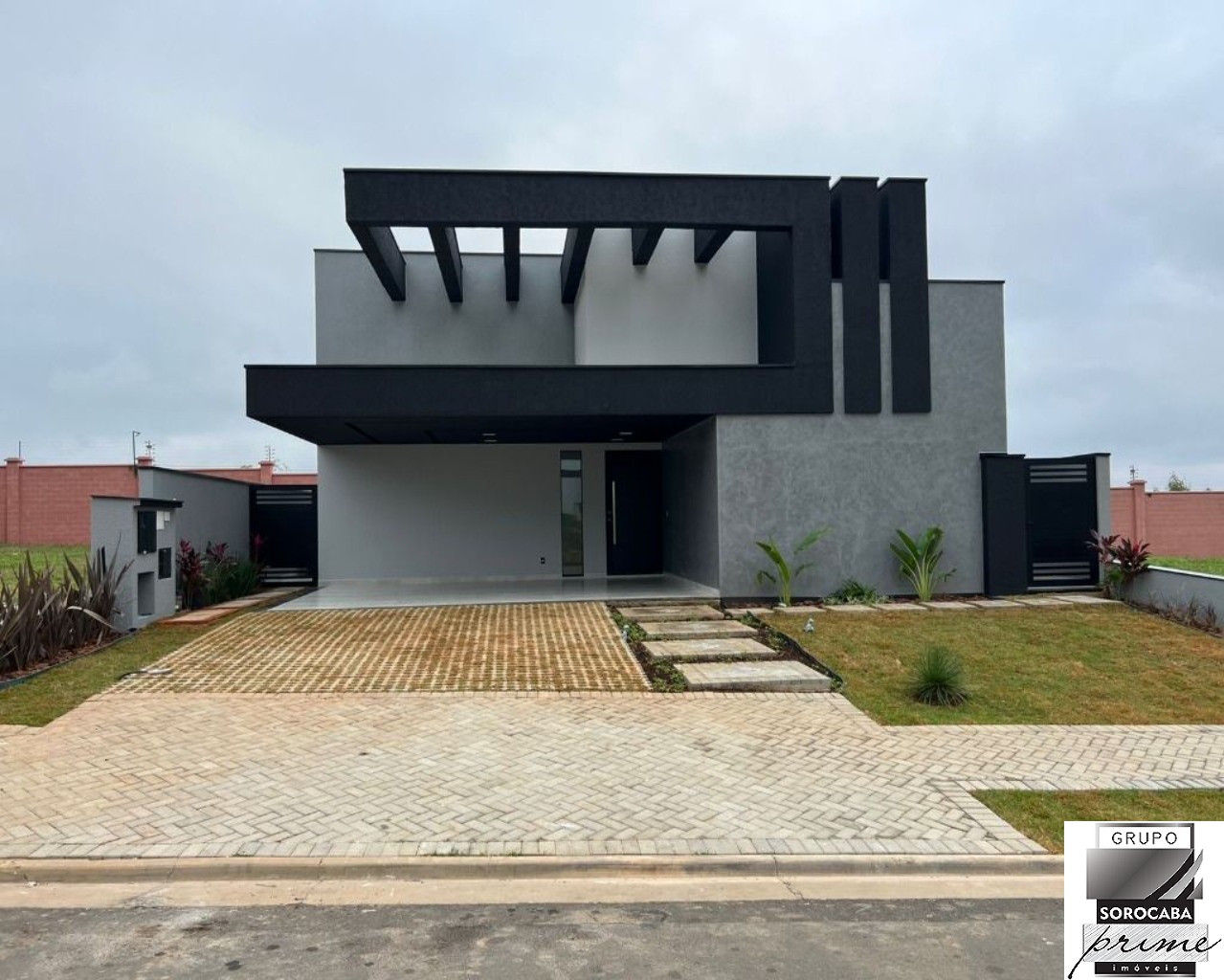 Casa com 3 dormitórios à venda, 265 m² por R$ 2.050.000 - al