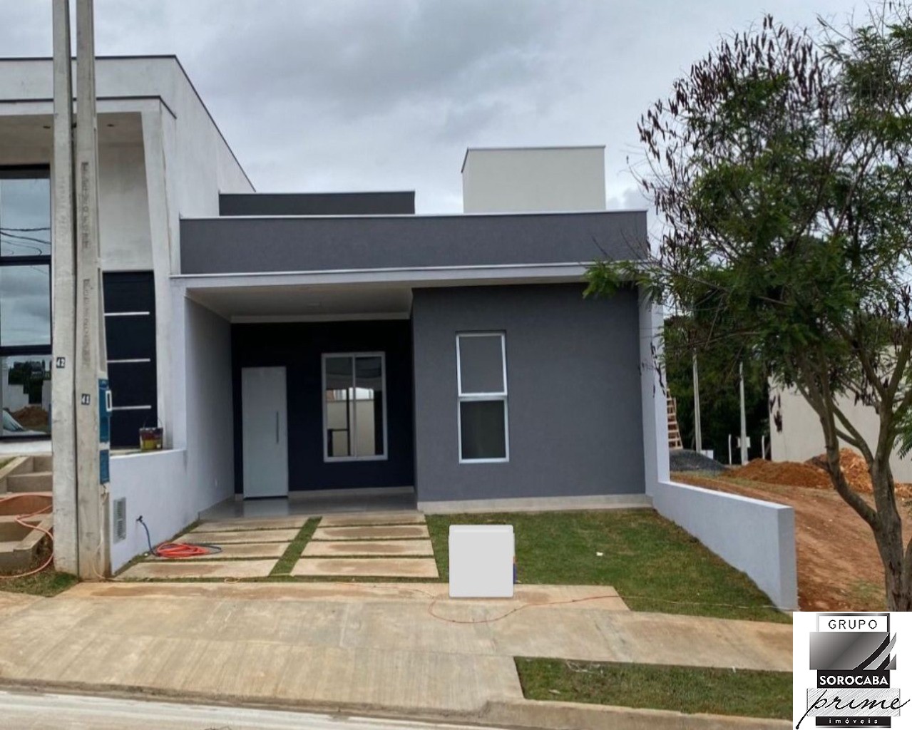 Casa com 3 dormitórios à venda, 98 m² por R$ 520.000 - além 
