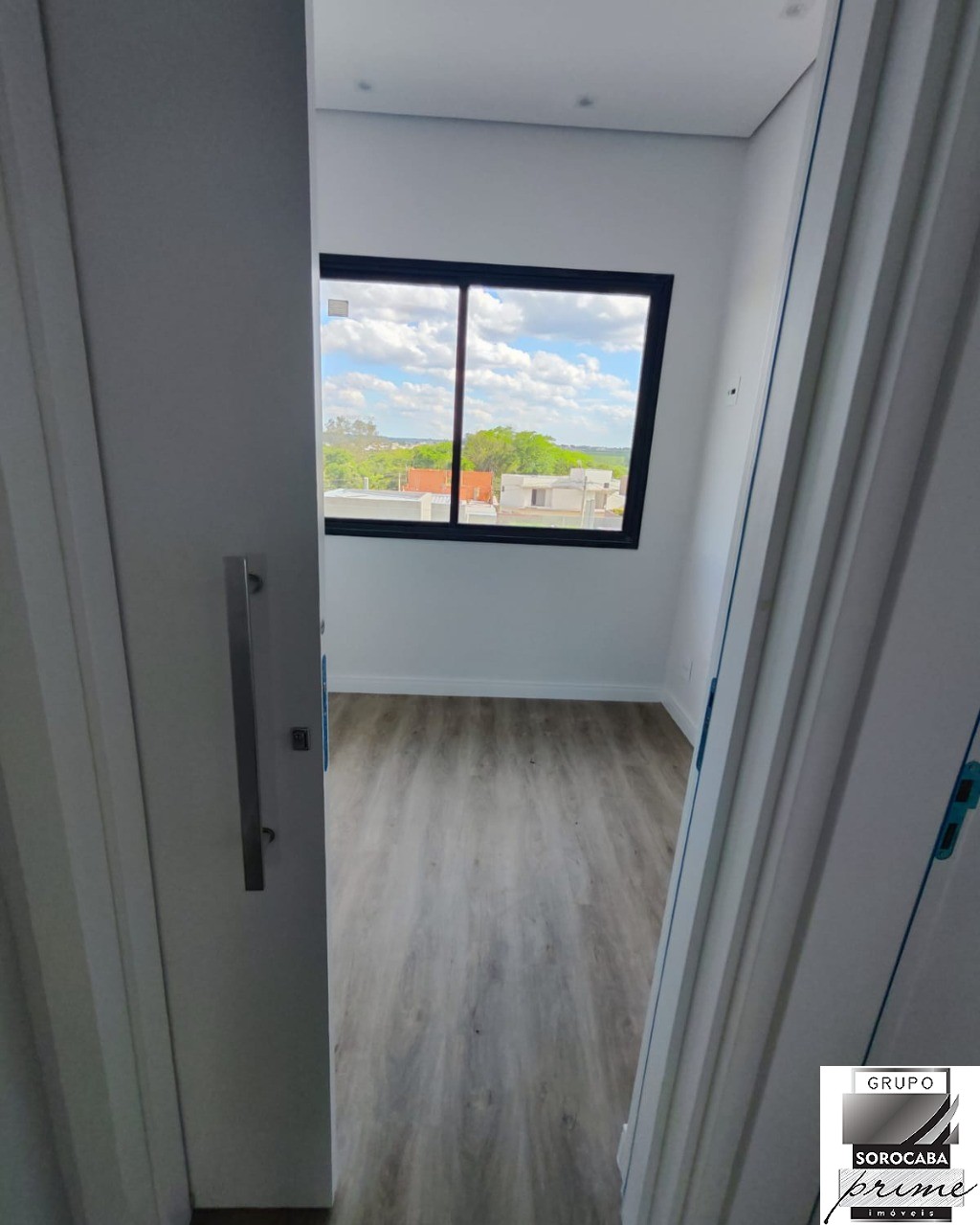 Casa com 3 dormitórios à venda, 232 m² por R$ 1.790.000 - gr