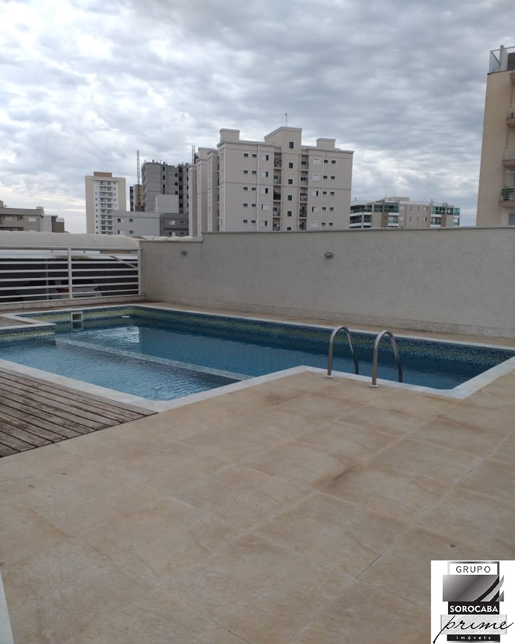 Apartamento com 3 dormitórios à venda, 77 m² por R$ 540.000 
