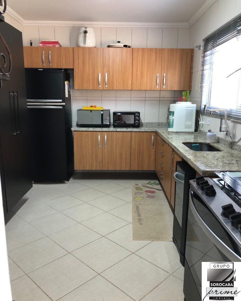 Casa com 3 dormitórios à venda, 149 m² por R$ 900.000 - camp