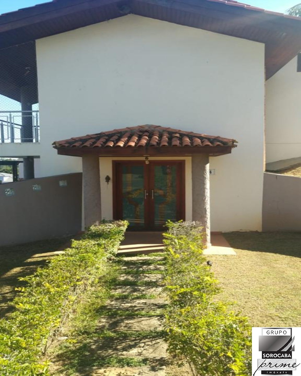 Sobrado com 3 dormitórios à venda, 300 m² por R$ 850.000 - i