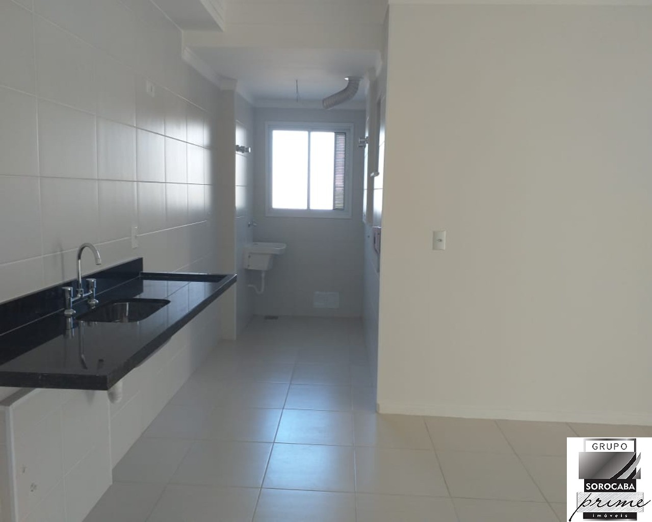 Apartamento com 3 dormitórios à venda, 77 m² por R$ 540.000 