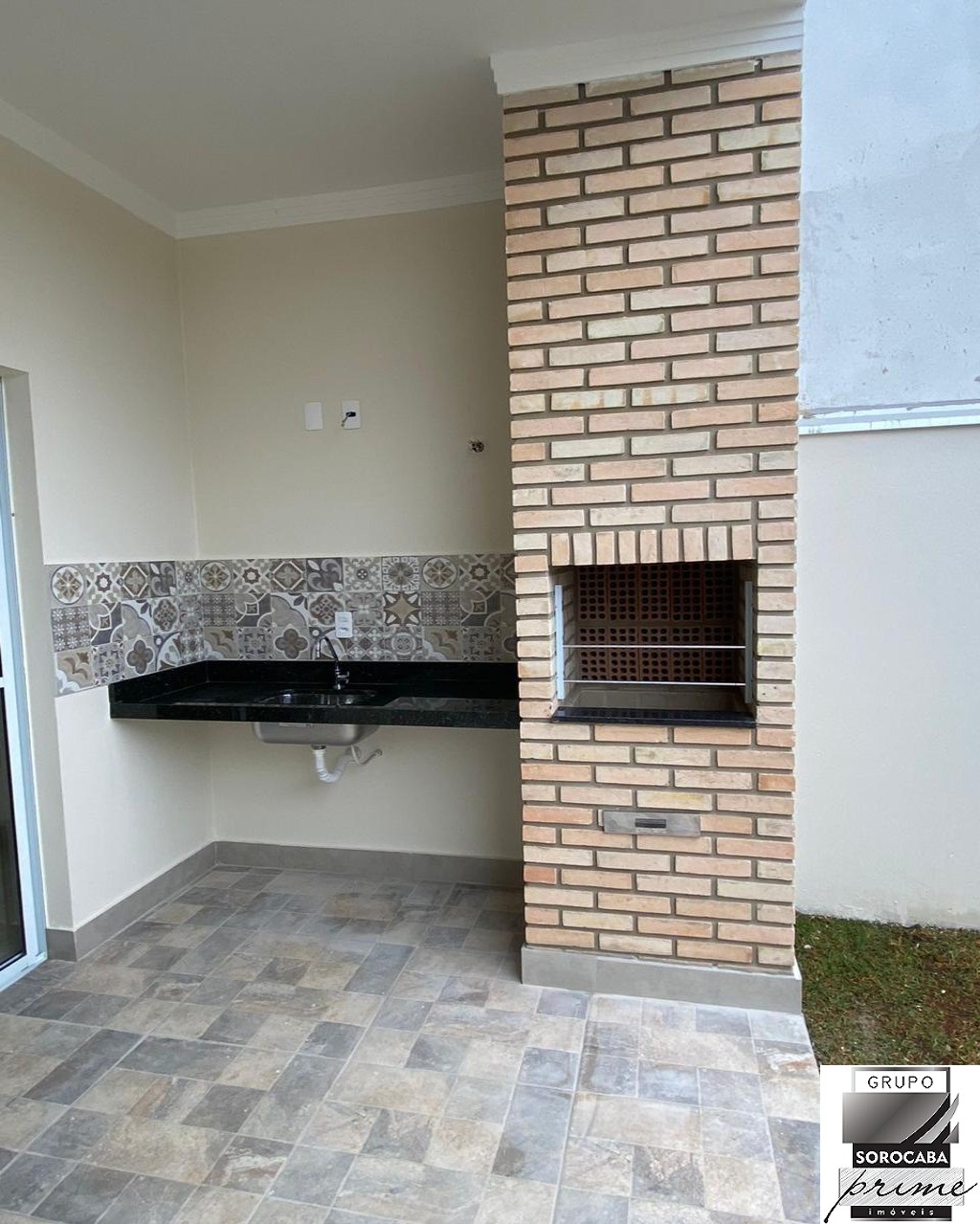 Casa com 3 dormitórios à venda, 98 m² por R$ 520.000 - além 