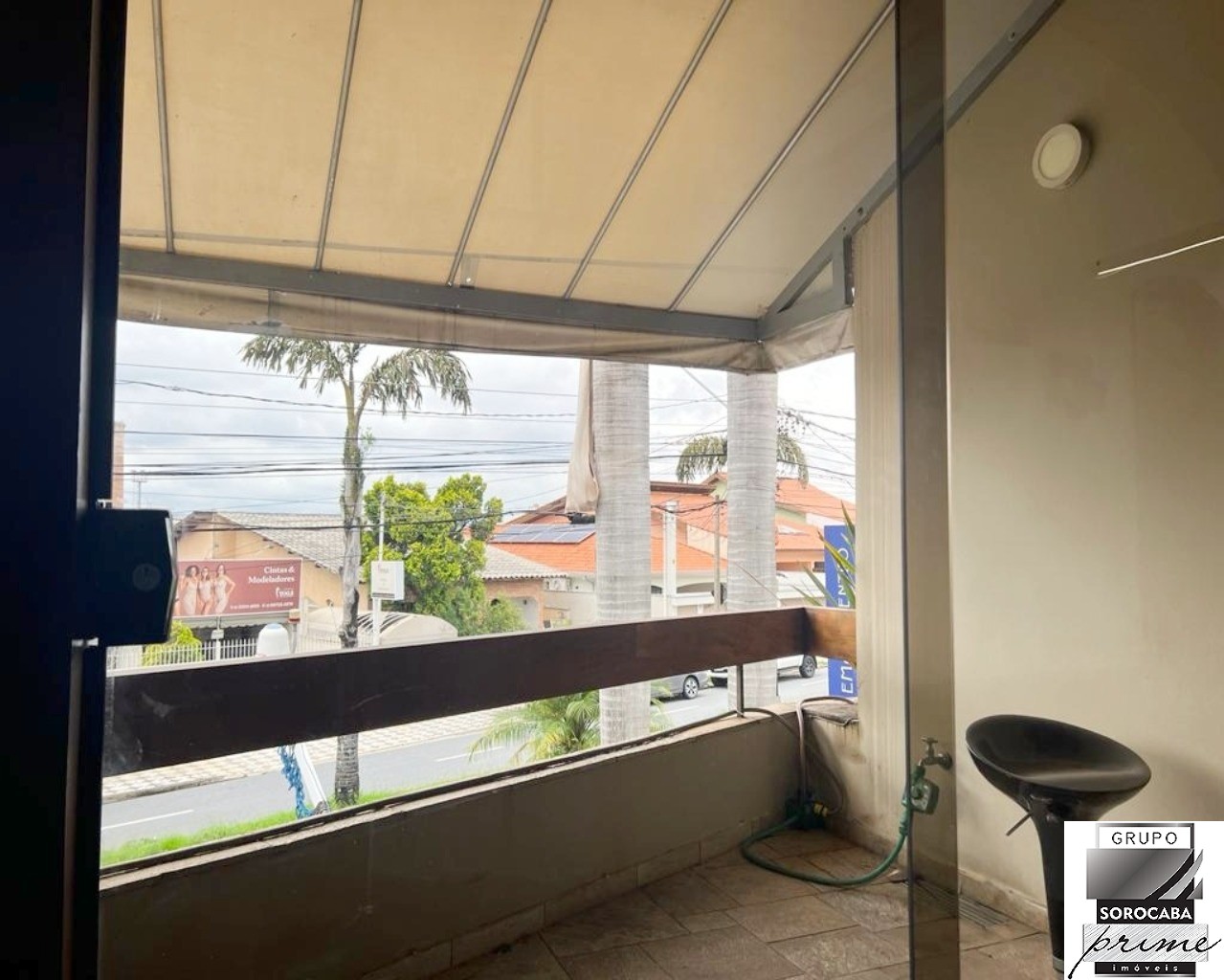 Sobrado com 5 dormitórios à venda, 390 m² por R$ 2.100.000 -