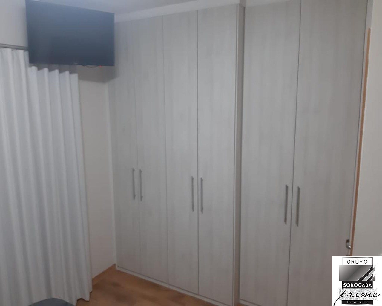 Apartamento com 2 dormitórios à venda, 92 m² por R$ 550.000 