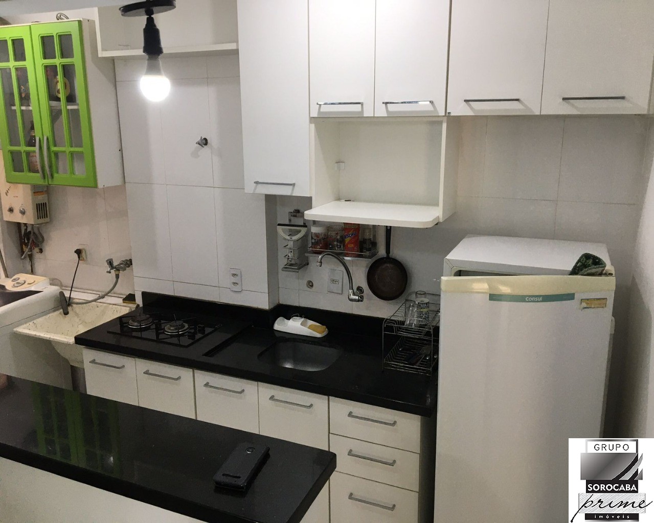 Apartamento com 1 dormitório à venda, 55 m² por R$ 160.000 -