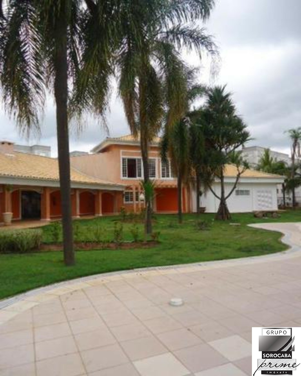 Apartamento com 2 dormitórios à venda, 47 m² por R$ 185.000 