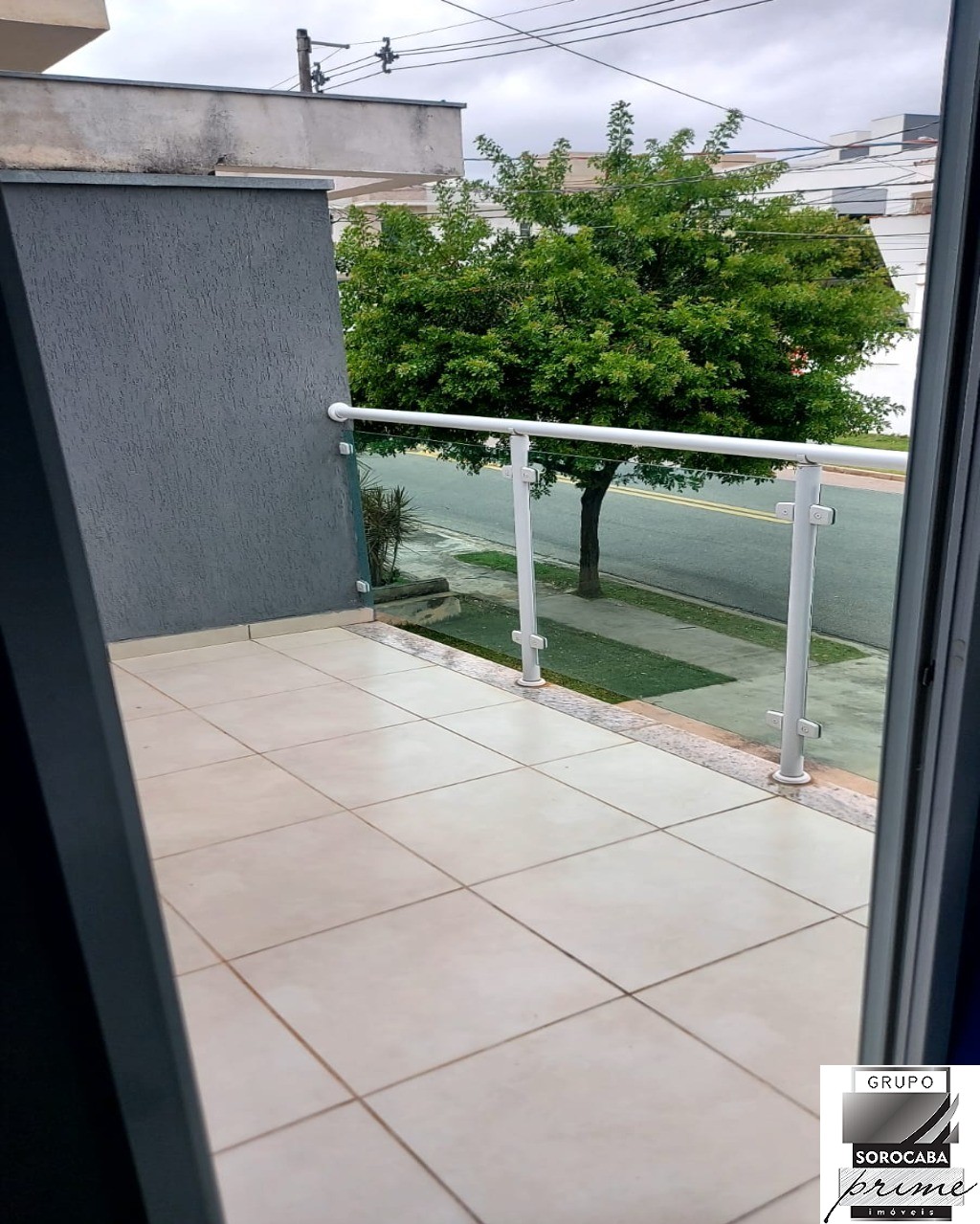 Sobrado com 3 dormitórios à venda, 140 m² por R$ 640.000 - l