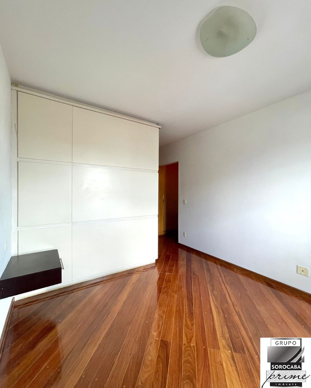 Apartamento com 4 dormitórios à venda, 190 m² por R$ 1.100.0