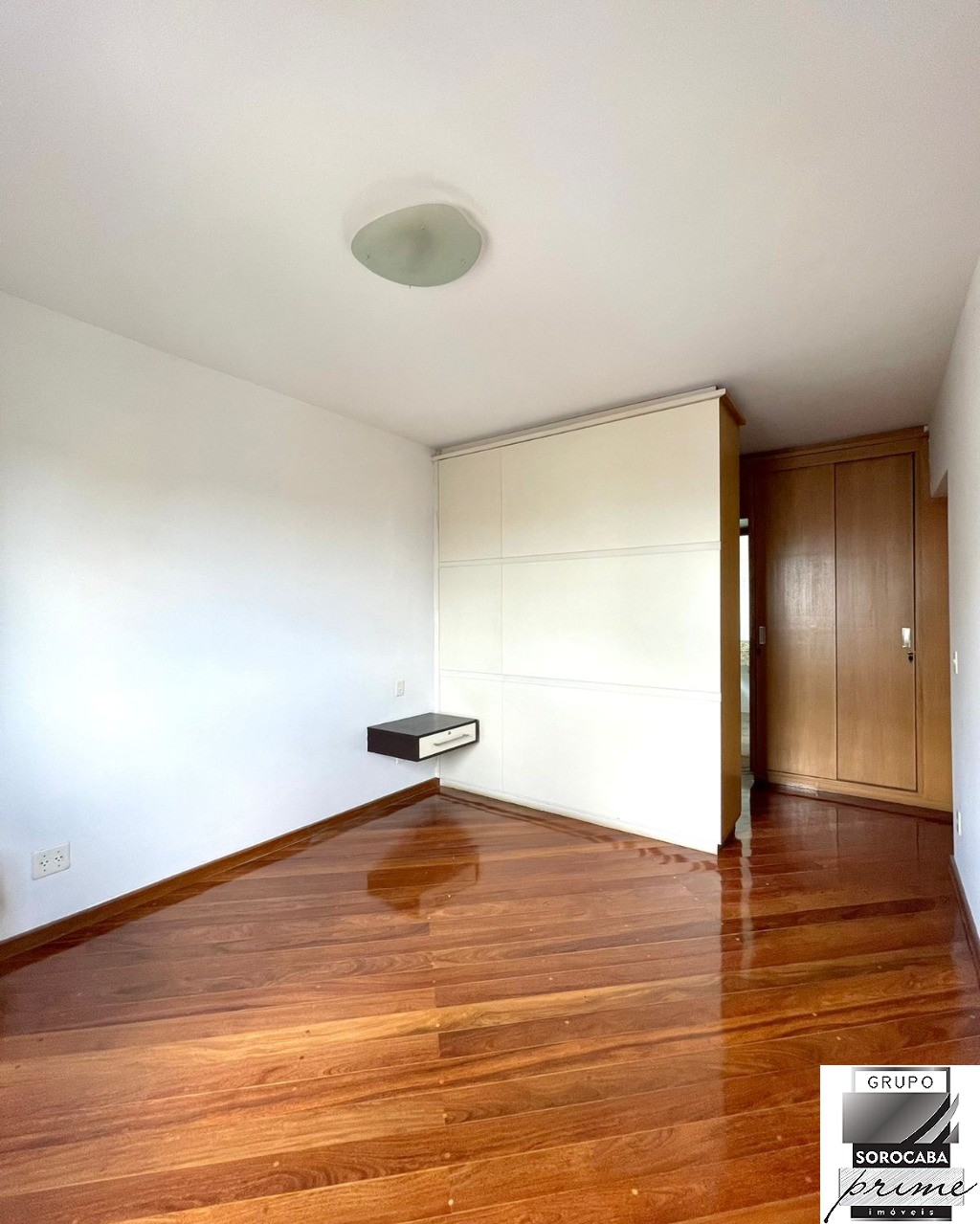 Apartamento com 4 dormitórios à venda, 190 m² por R$ 1.100.0