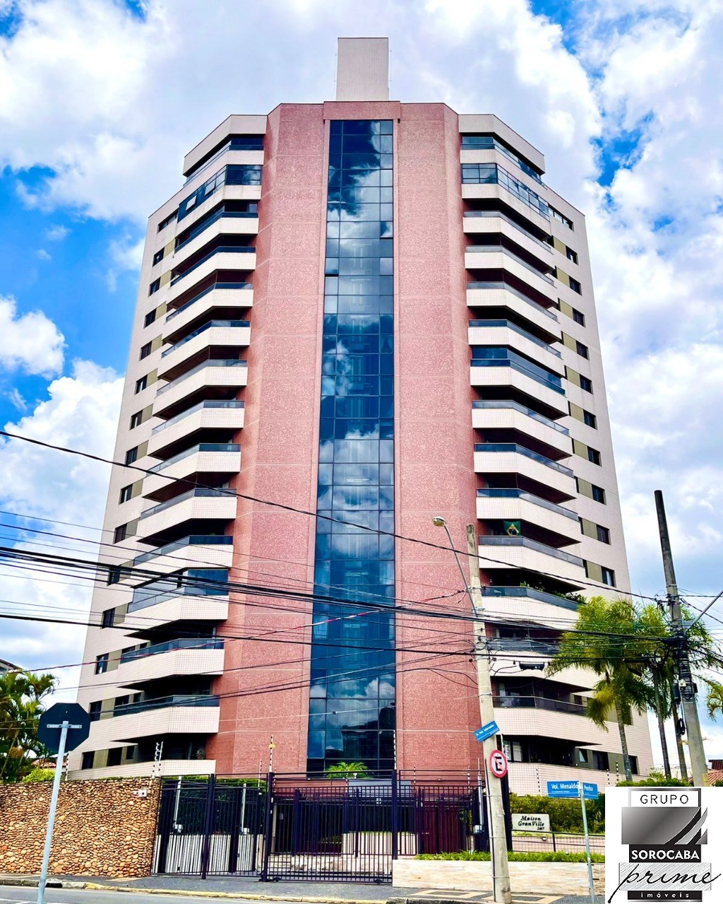 Apartamento com 4 dormitórios à venda, 190 m² por R$ 1.100.0