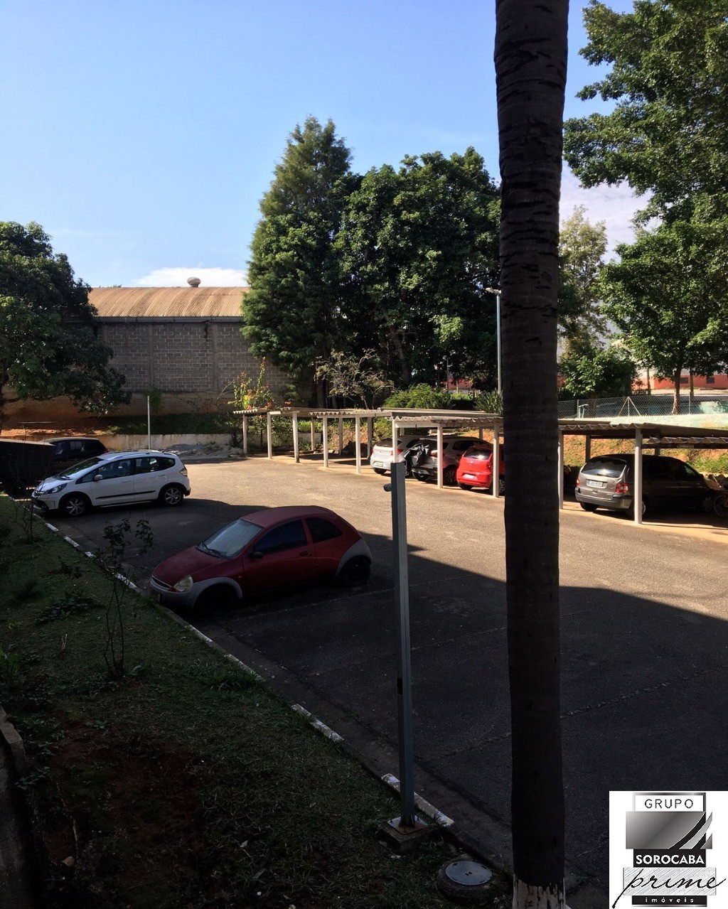 Apartamento com 1 dormitório à venda, 55 m² por R$ 160.000 -