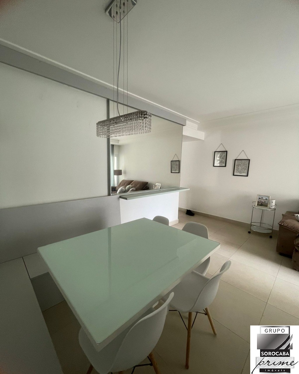 Apartamento com 2 dormitórios à venda, 73 m² por R$ 750.000 
