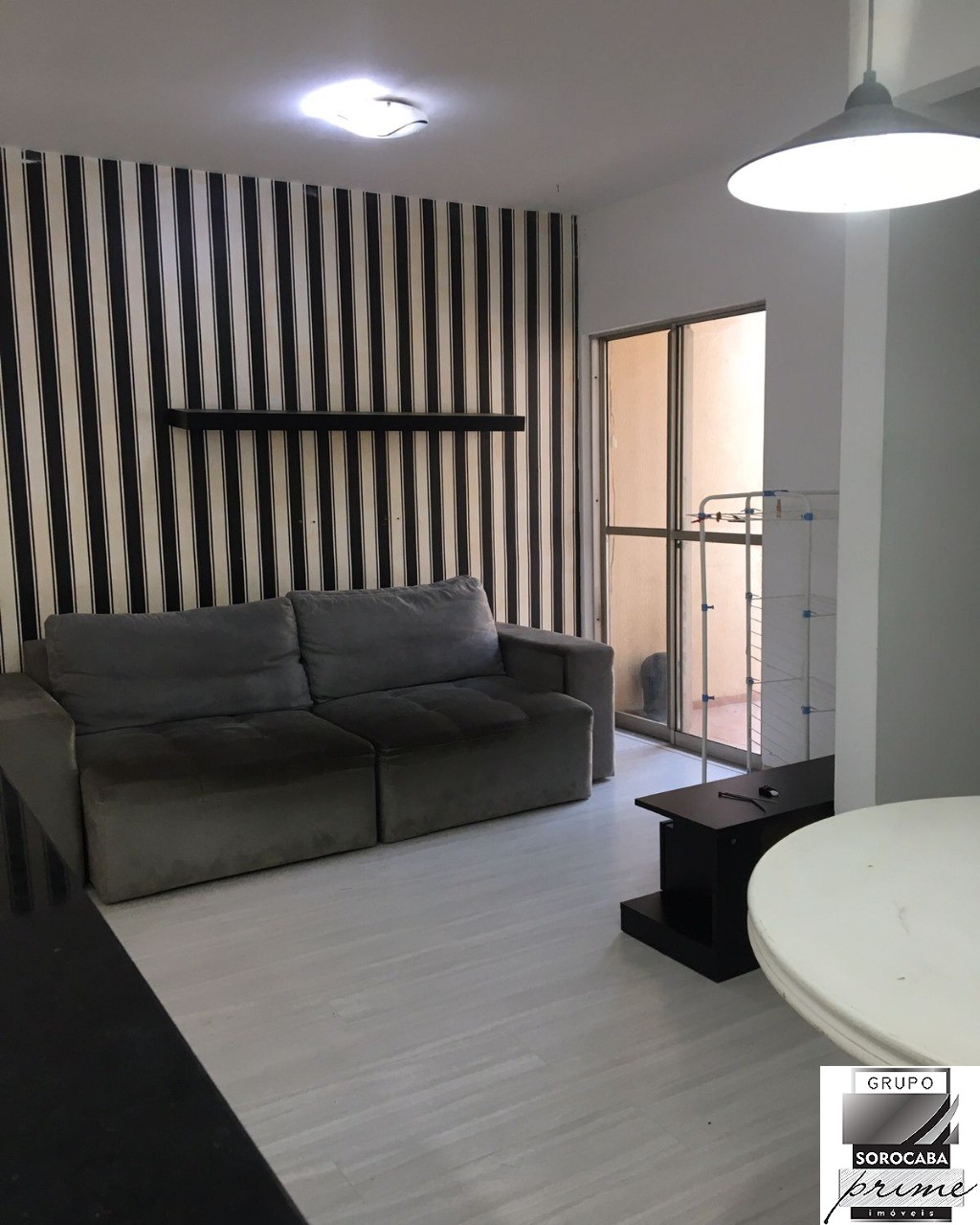 Apartamento com 1 dormitório à venda, 55 m² por R$ 160.000 -
