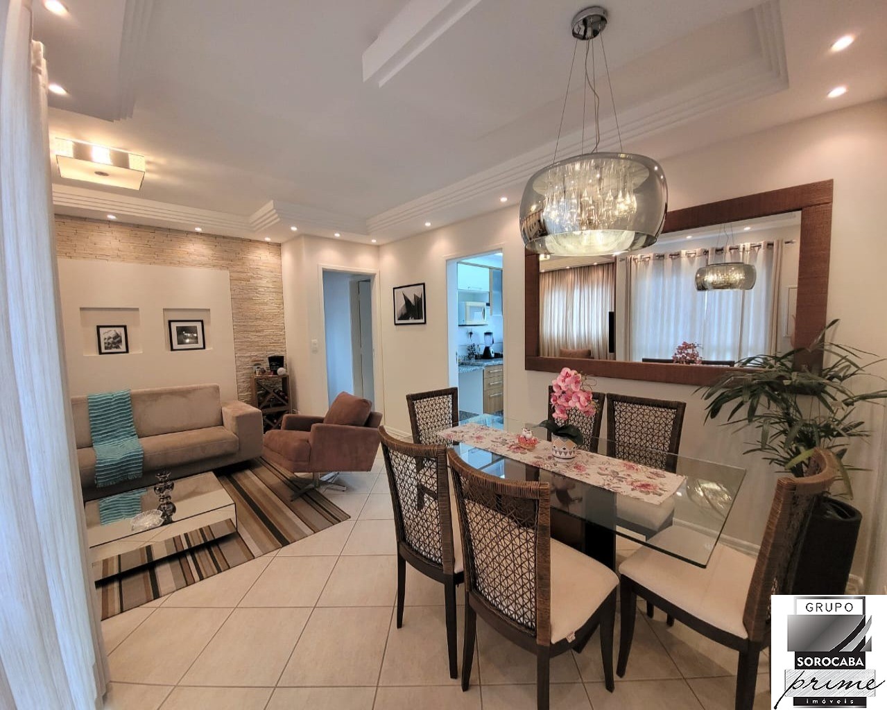 Apartamento com 3 dormitórios à venda, 90 m² por R$ 550.000 