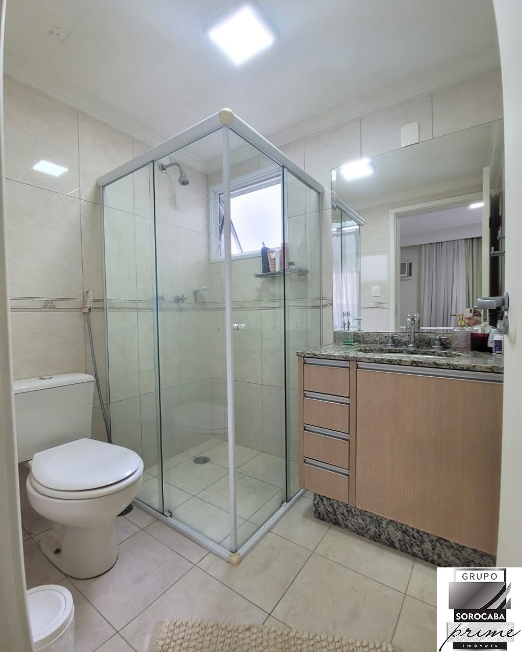 Apartamento com 3 dormitórios à venda, 90 m² por R$ 550.000 