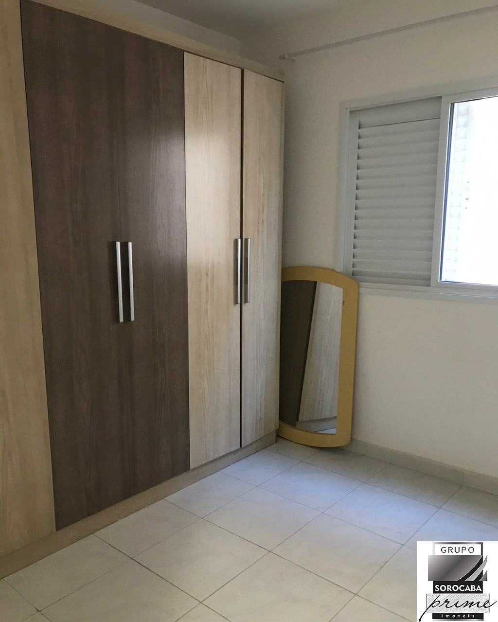 Apartamento com 3 dormitórios à venda, 67 m² por R$ 279.900 