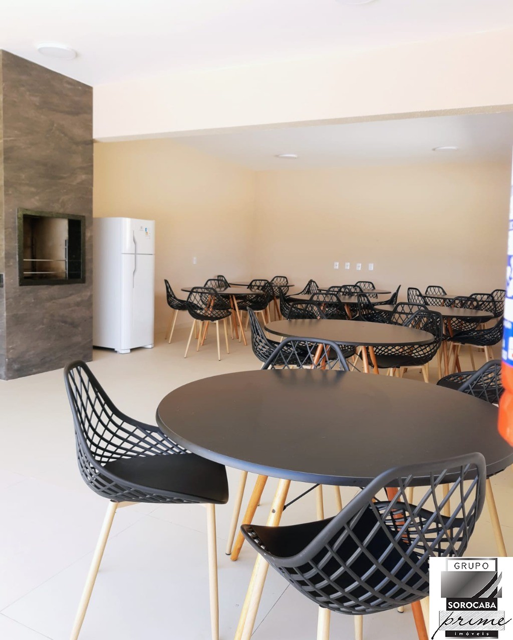 Apartamento com 2 dormitórios para alugar, 41 m² por R$ 1.72