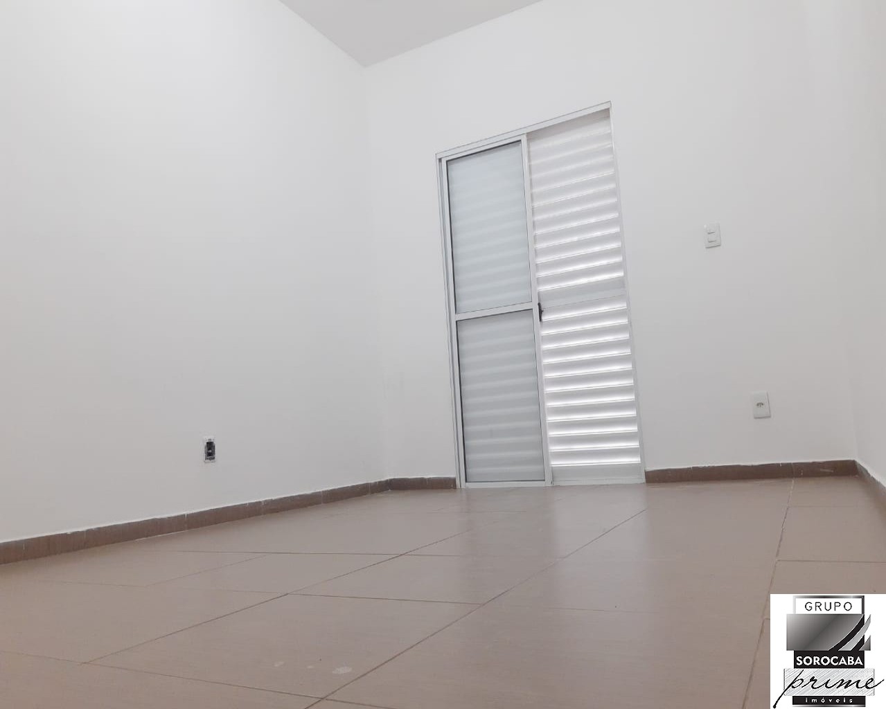 Sobrado com 2 dormitórios para alugar, 220 m² por R$ 3.128/m