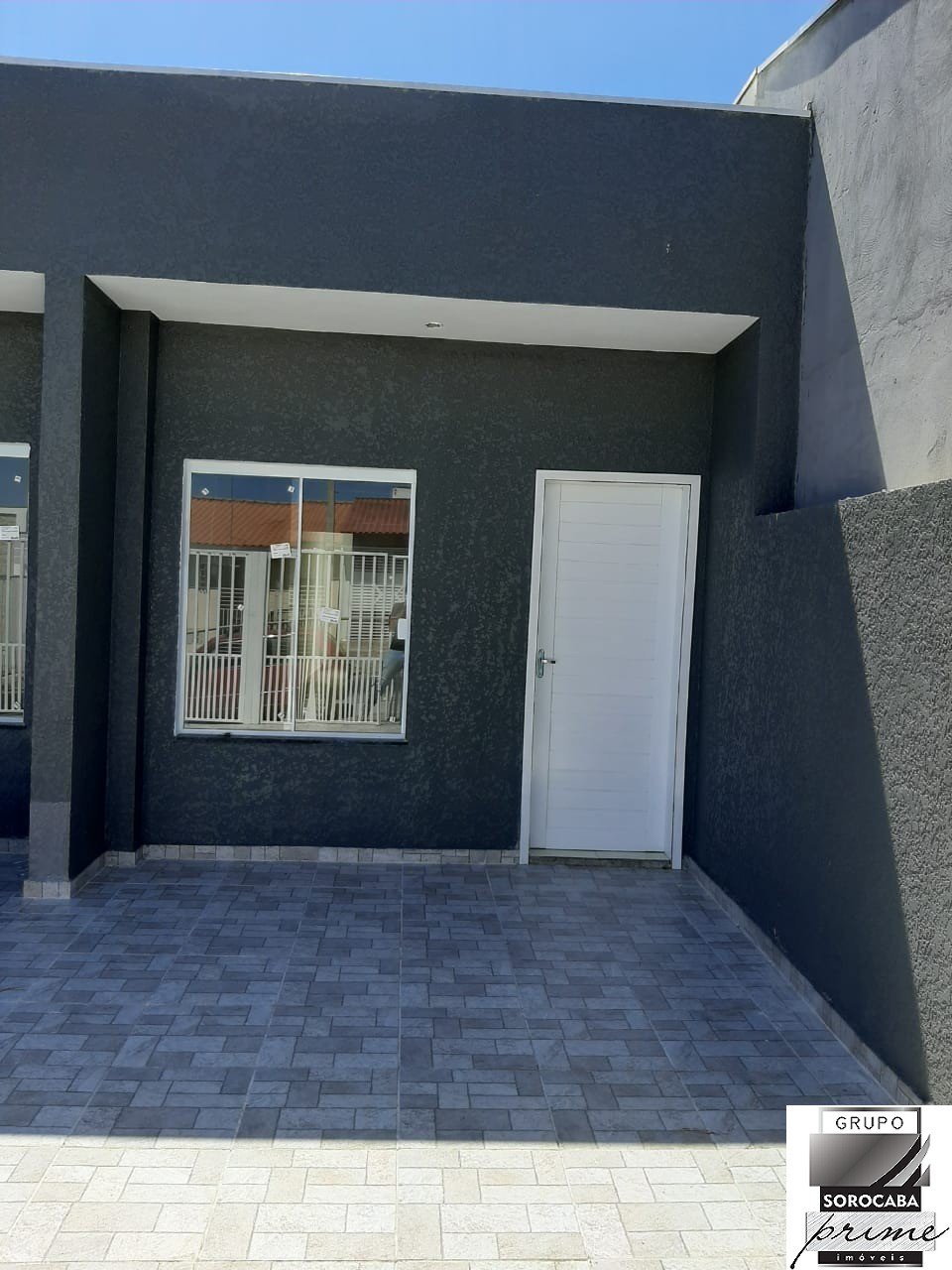 Casa com 2 dormitórios à venda, 52 m² por R$ 195.000 - jardi