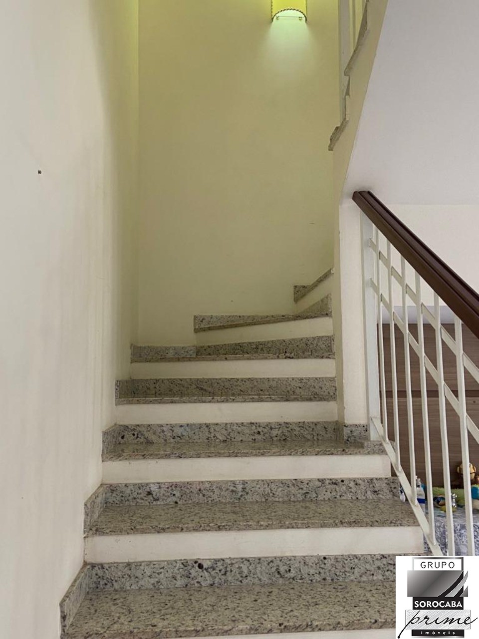 Sobrado com 3 dormitórios à venda, 147 m² por R$ 780.000 - c