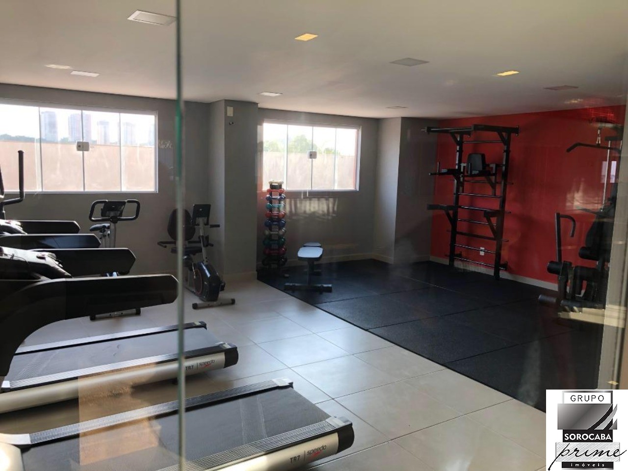 Apartamento com 1 dormitório para alugar, 44 m² por R$ 2.903