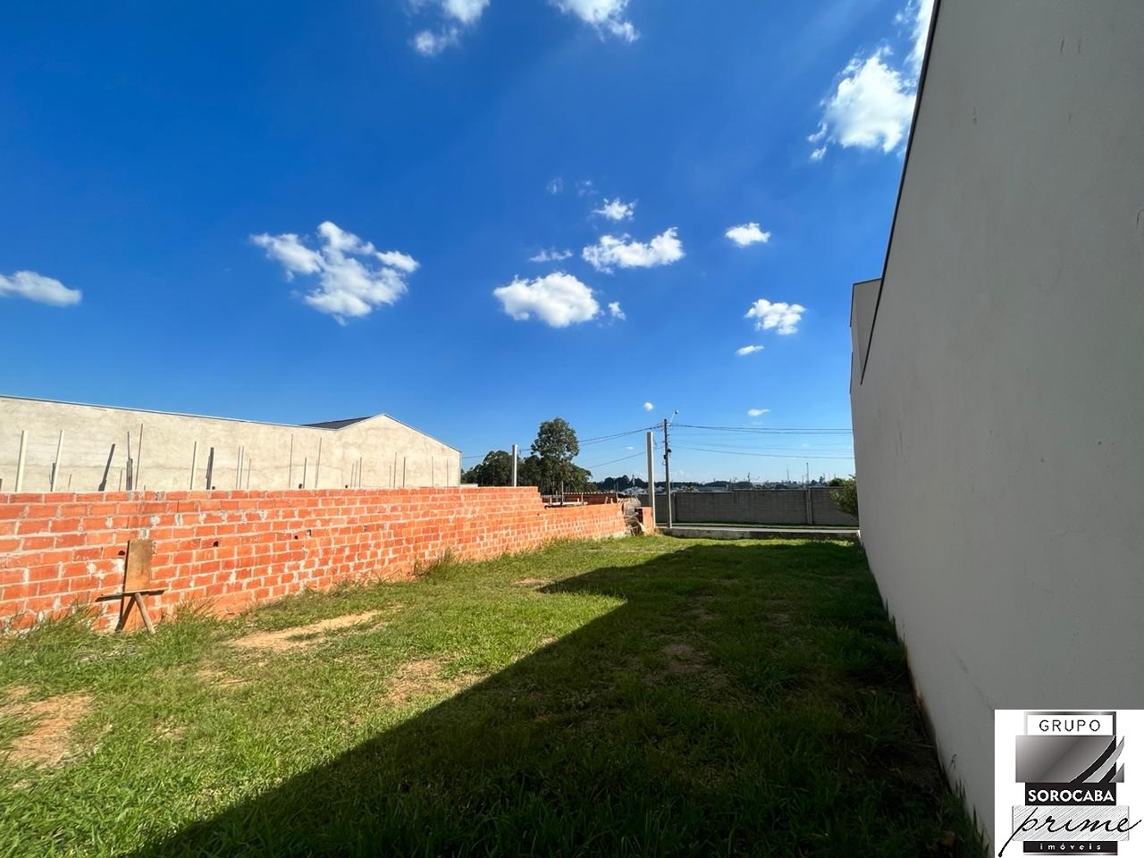 Terreno à venda, 265 m² por R$ 360.000 - condominio le franc