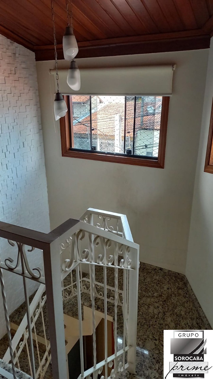 Casa com 2 dormitórios à venda, 238 m² por R$ 550.000 - wane