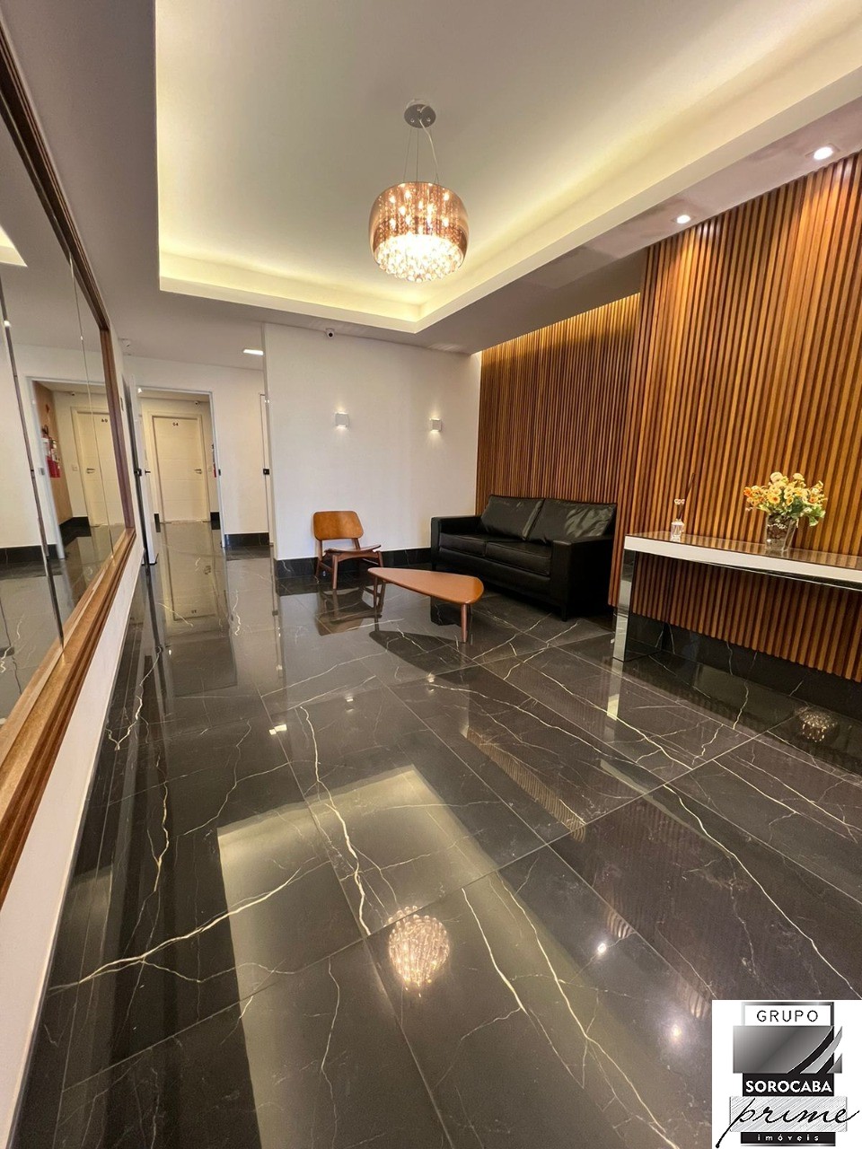 Apartamento com 3 dormitórios para alugar, 83 m² por R$ 3.61