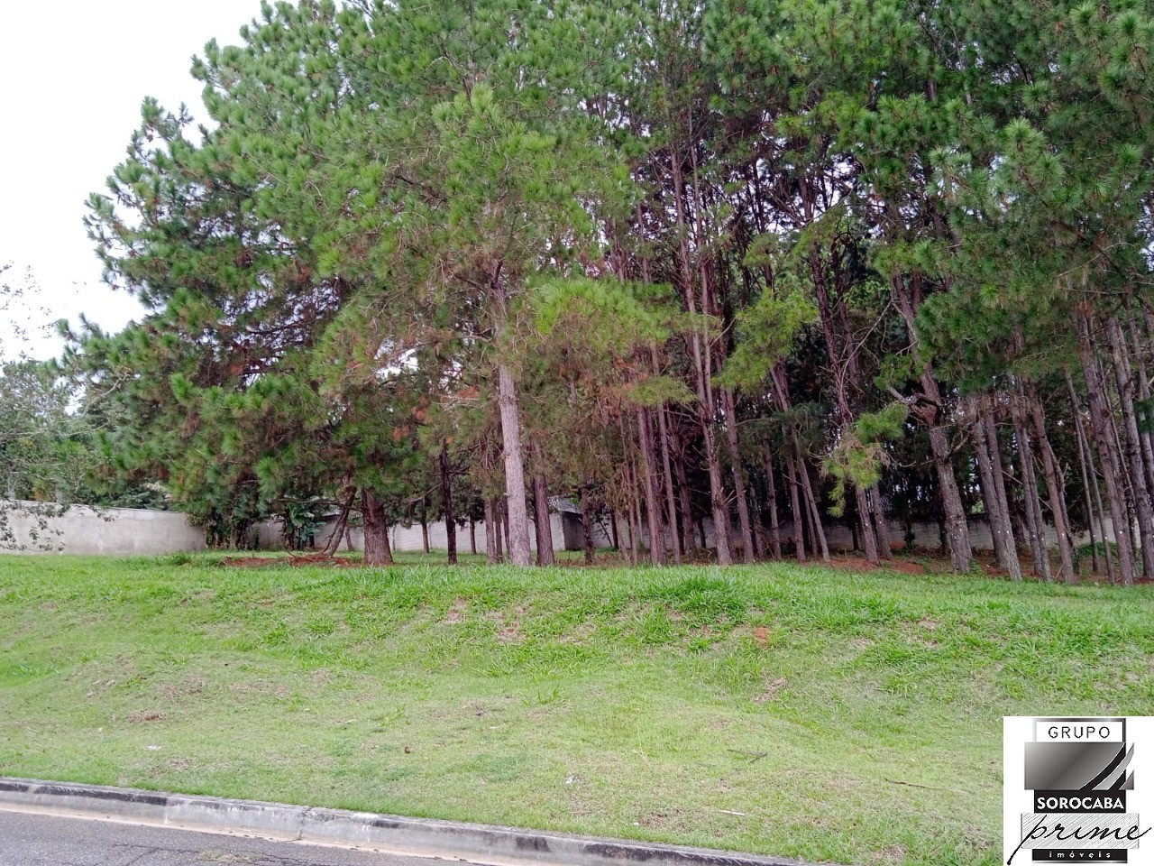Terreno à venda, 1000 m² por R$ 300.000