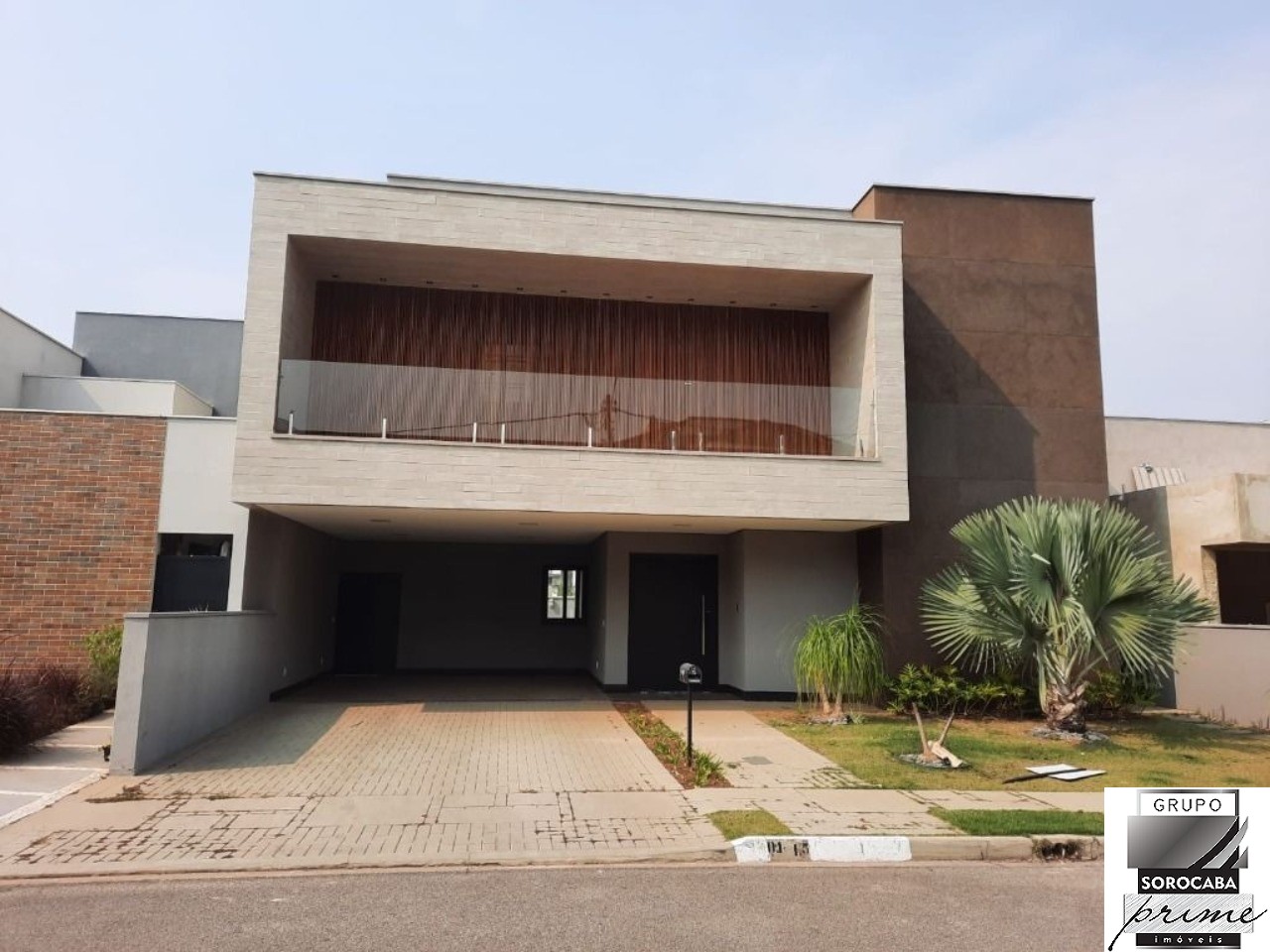 Sobrado com 3 dormitórios à venda, 300 m² por R$ 2.200.000,0