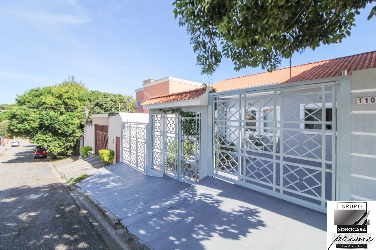 Casa com 4 dormitórios à venda, 195 m² por R$ 590.000,00 - j