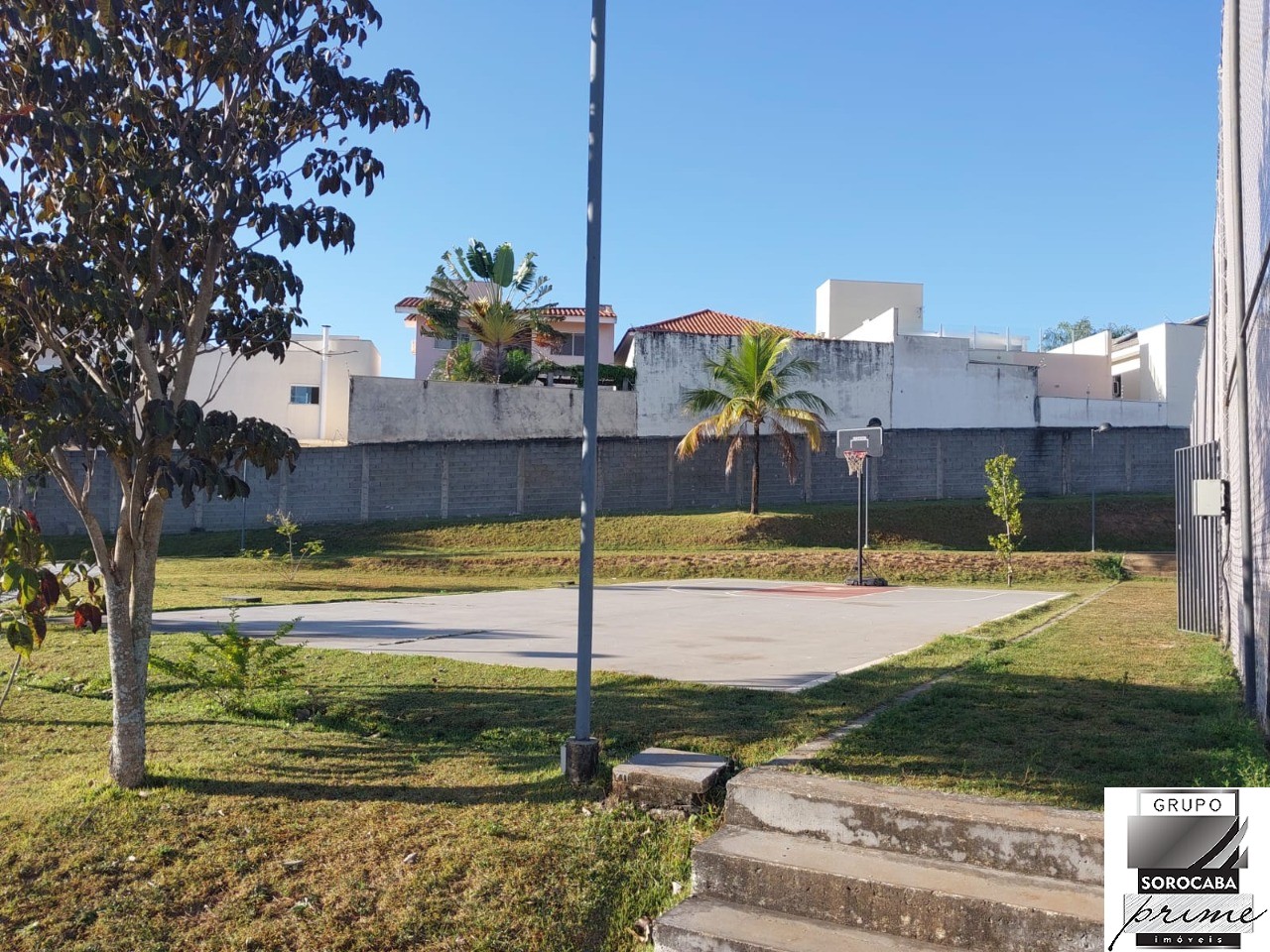 Casa com 3 dormitórios à venda, 232 m² por R$ 960.000 - cond