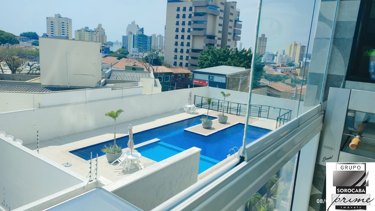 Apartamento com 3 dormitórios à venda, 105 m² por R$ 900.000
