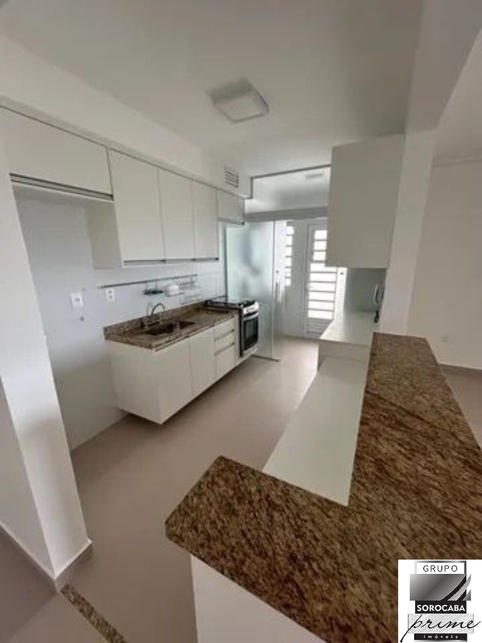 Apartamento com 3 dormitórios (sendo 1 suíte) para alugar, 7