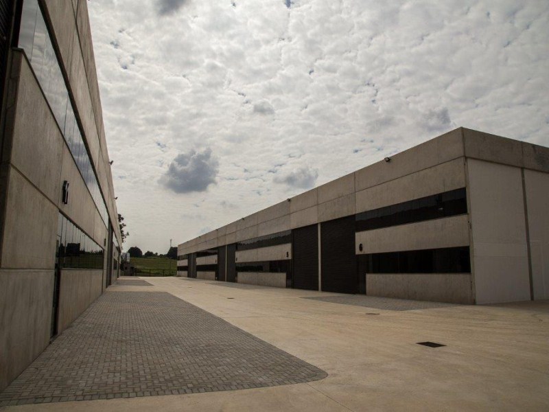 Galpão para alugar em Sorocaba em cosomínio fechado
