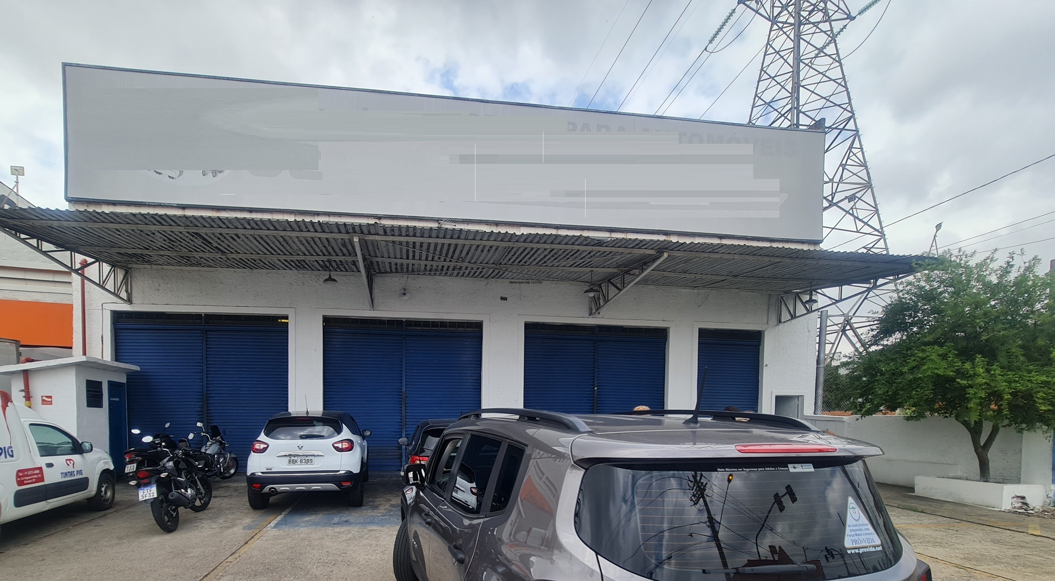 Galpão para alugar em Sorocaba em Avenida comercial