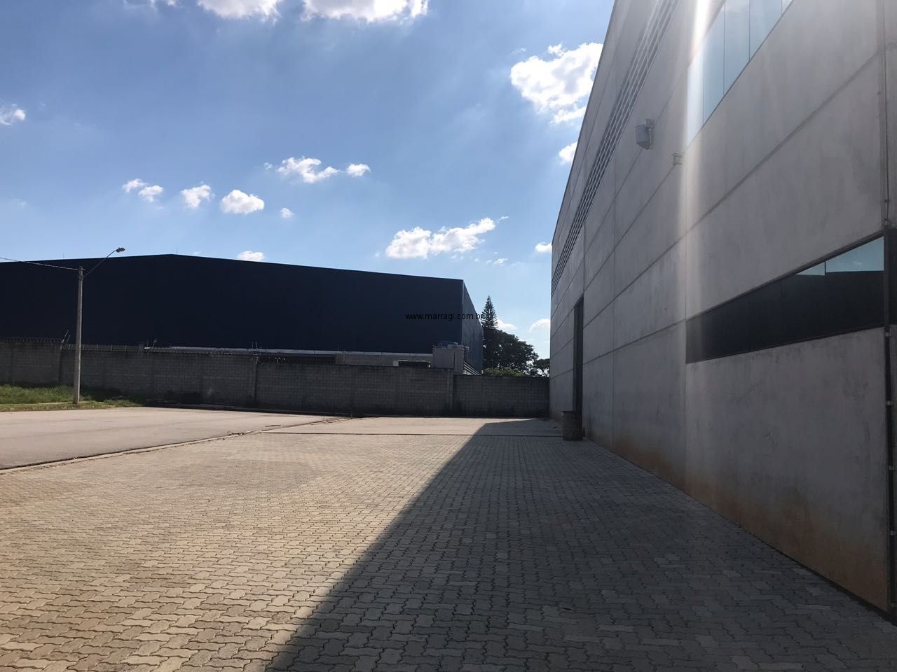 Galpão para alugar em Sorocaba em condomínio fechado