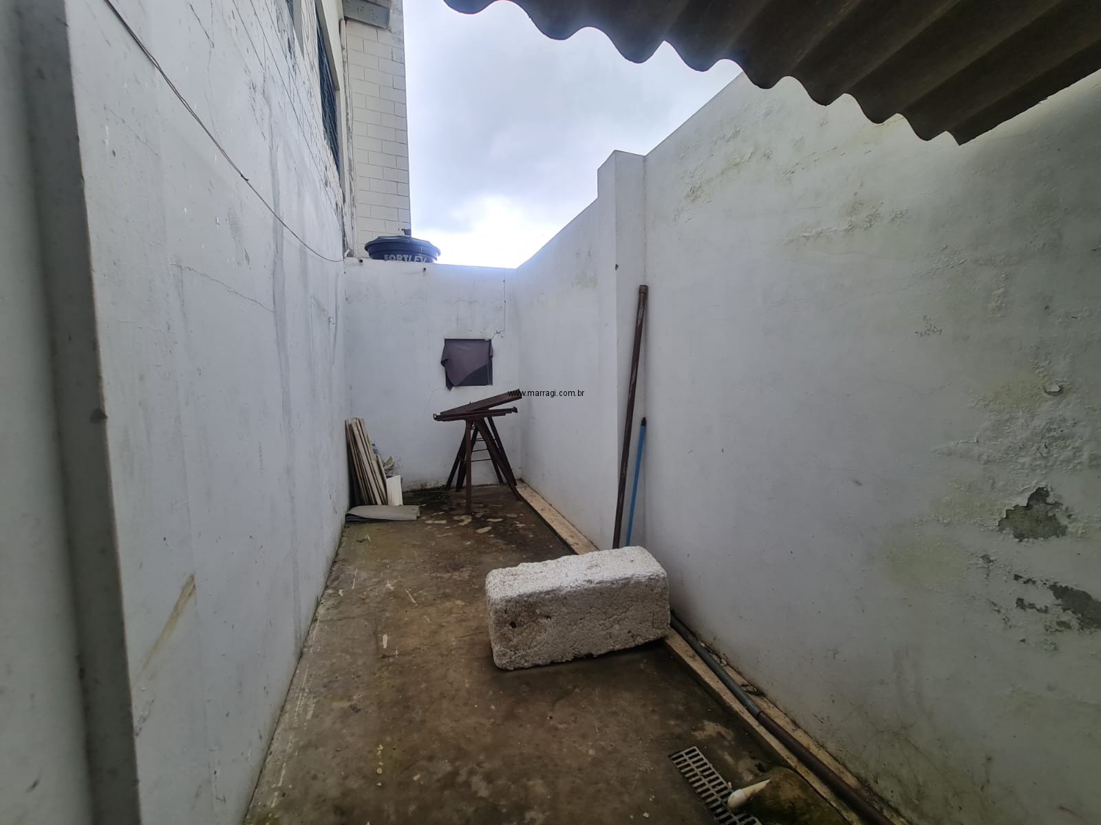 Galpão para alugar em Sorocaba no Cajurú (Eden), 400m², industrial e comercial.