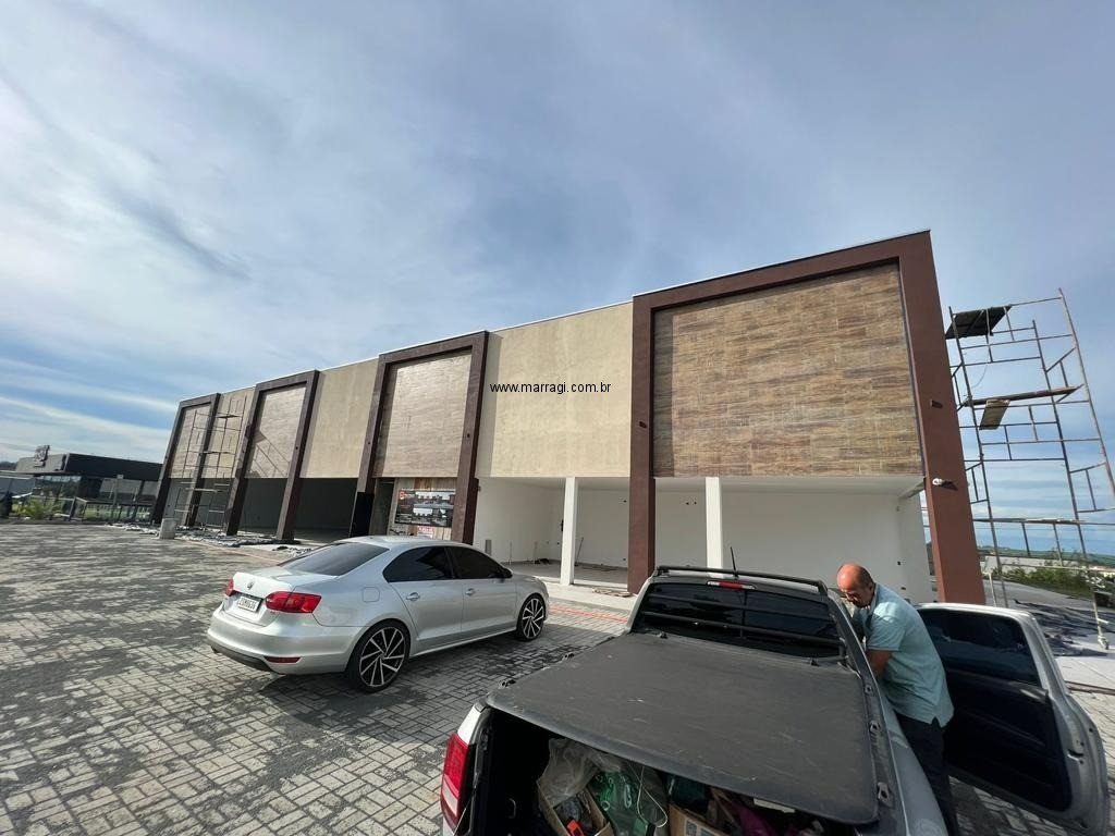 Lojas para alugar em boituva na rodovia castelo branco centr